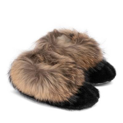 Qaqqaq Hjemmesko, Sort